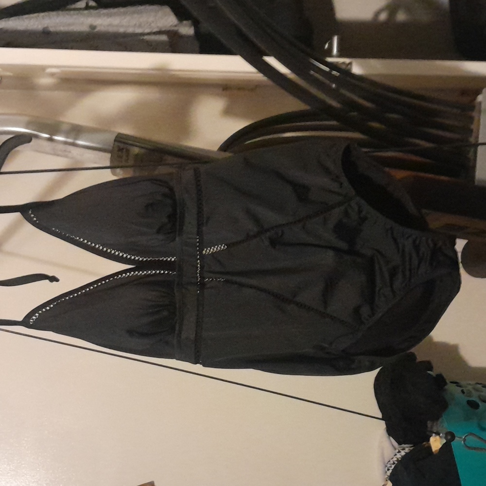 Used woman's bathing suits 1x 16w-18w